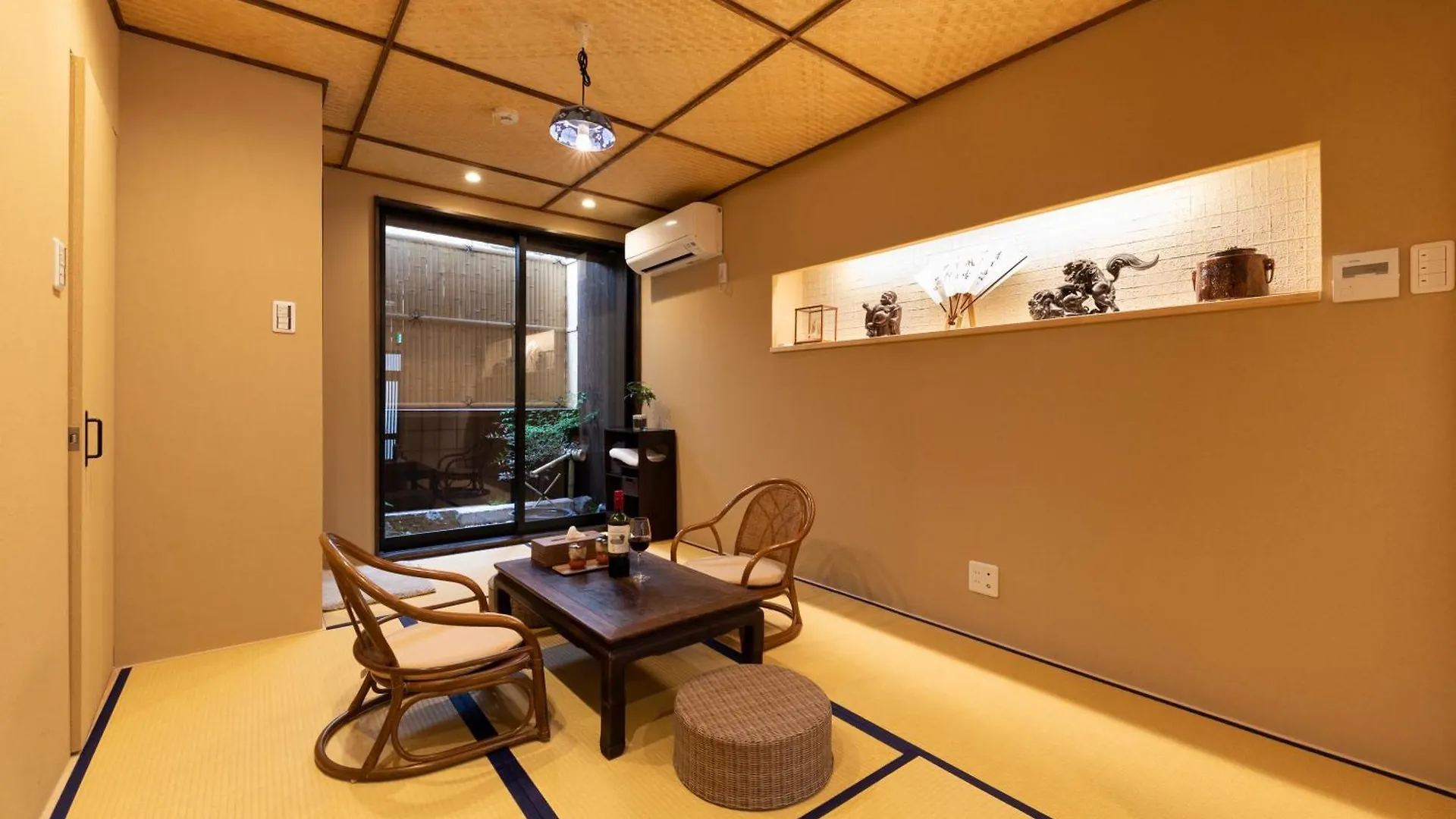Shirakabanoyado - Uchikyuhoji Villa Osaka